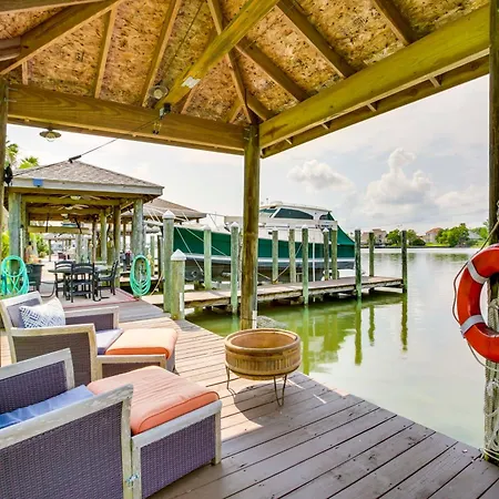 Waterfront Home 30 Mi To New Orleans With Boat Dock